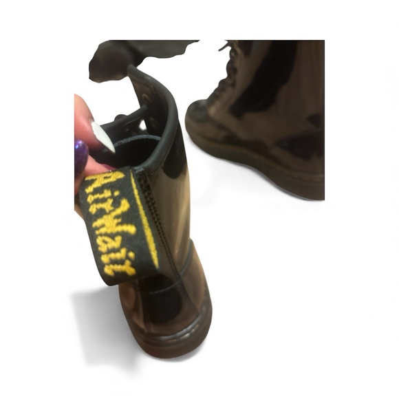 Black Patent Leather Airwair Lace-Up Boots - Picture 10 of 10